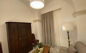 Corte Tafuri, Casa con cortile e terrazzo a Nardò